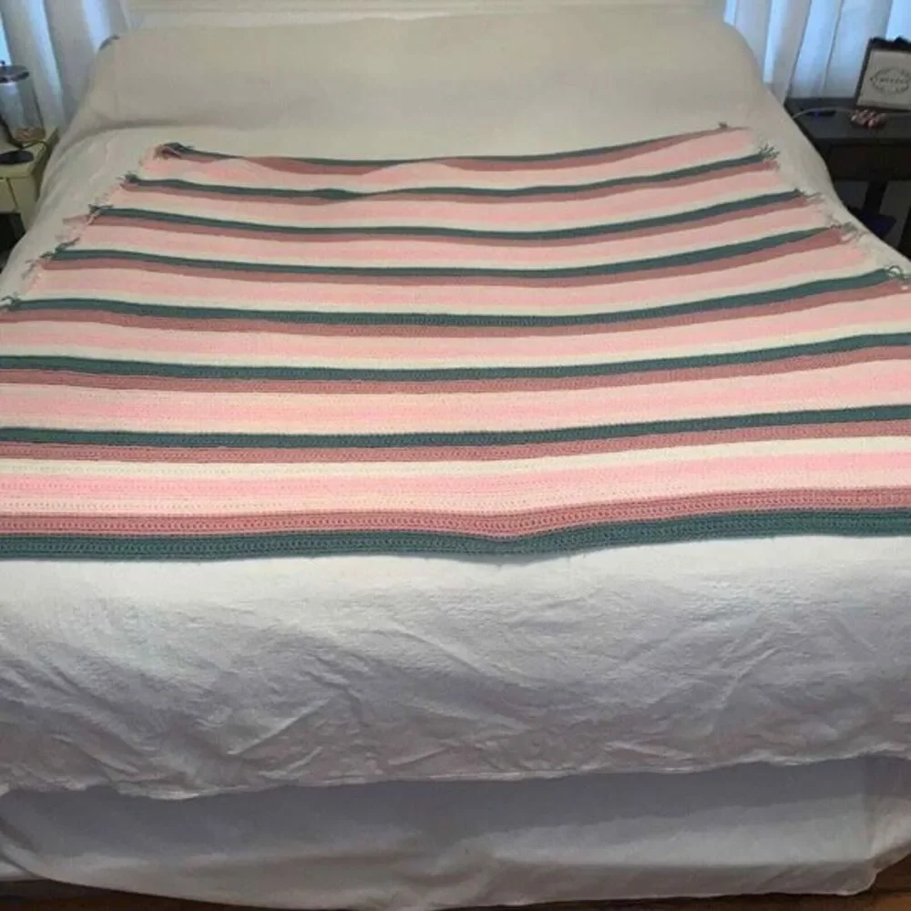 VTG Handmade Knit/Crochet Afgan Throw Blanket Pinks/white/green WFringe 58x60x68
